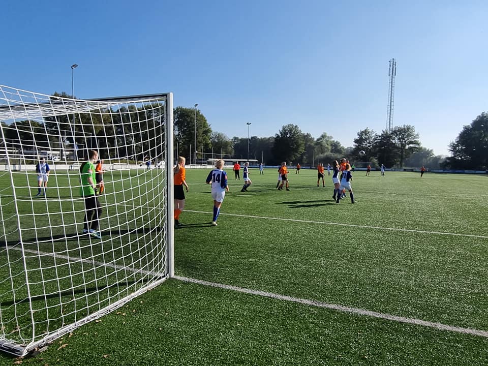 LSV MO19 wint verdiend van HHC Hardenberg